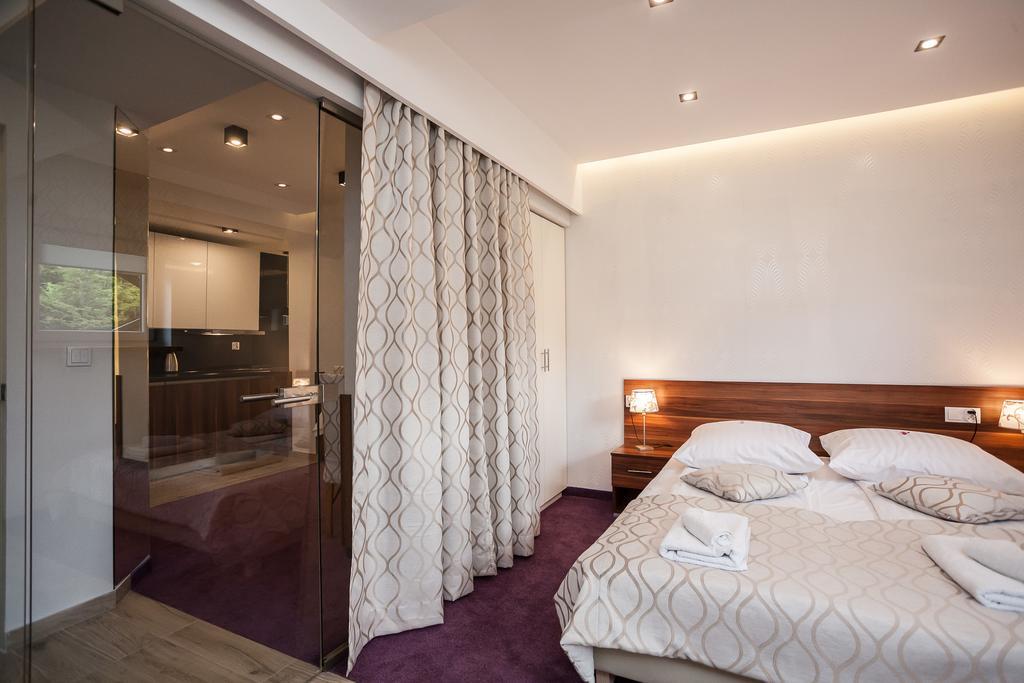 Hotel Barka Кальвария-Зебжидовская Экстерьер фото