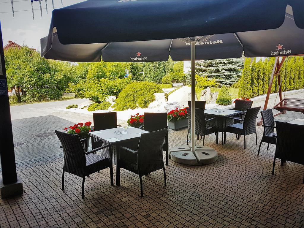 Hotel Barka Кальвария-Зебжидовская Экстерьер фото